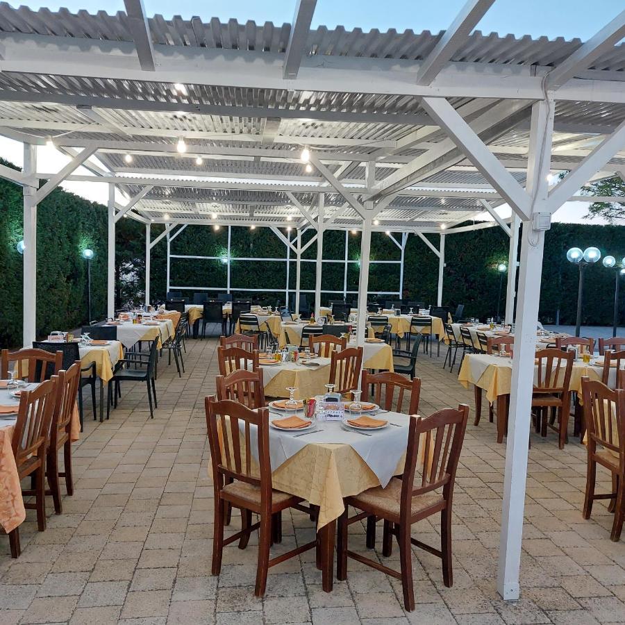 B&B - Over The Top - Affittacamere Copertino Esterno foto