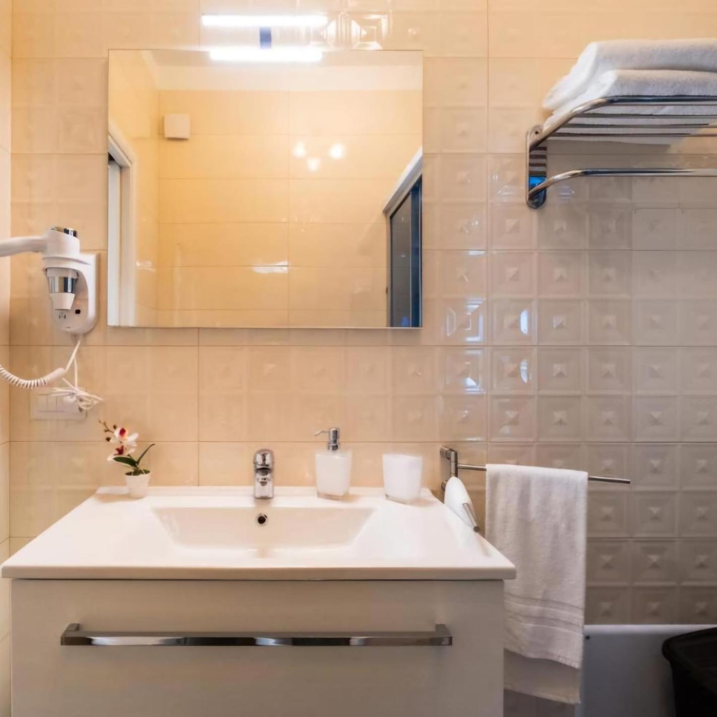 B&B - Over The Top - Affittacamere Copertino Esterno foto
