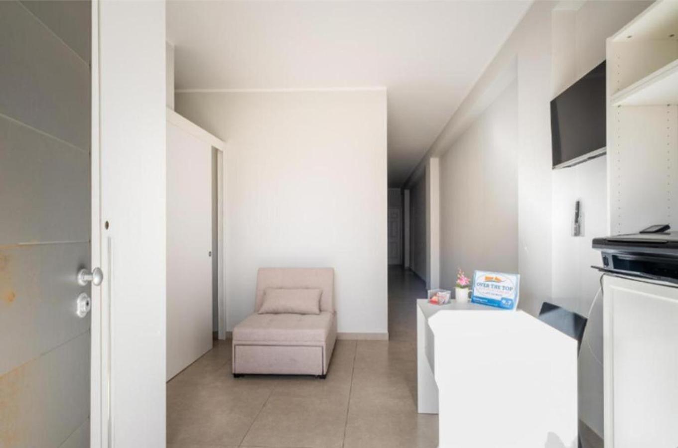 B&B - Over The Top - Affittacamere Copertino Esterno foto