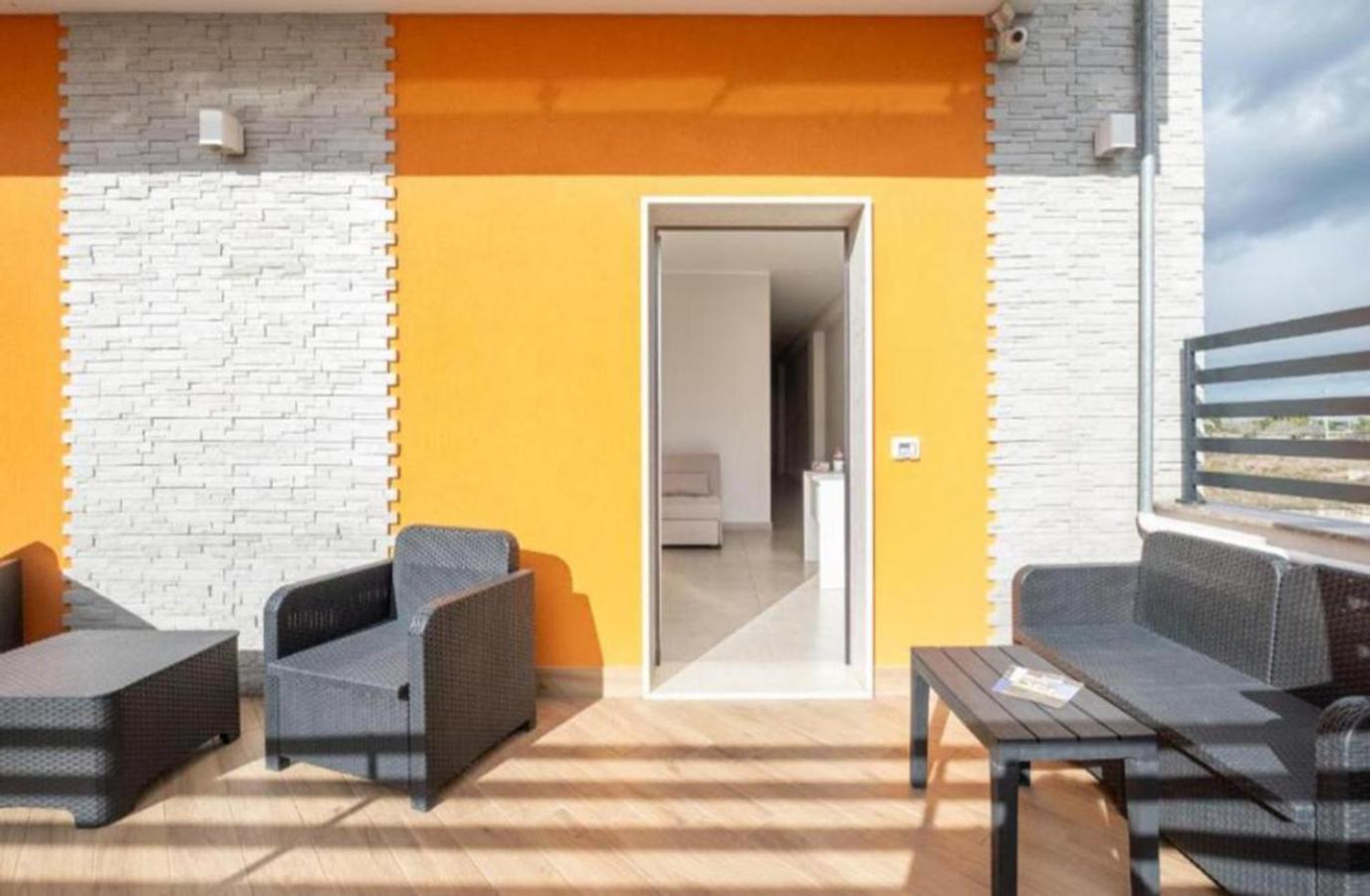 B&B - Over The Top - Affittacamere Copertino Esterno foto